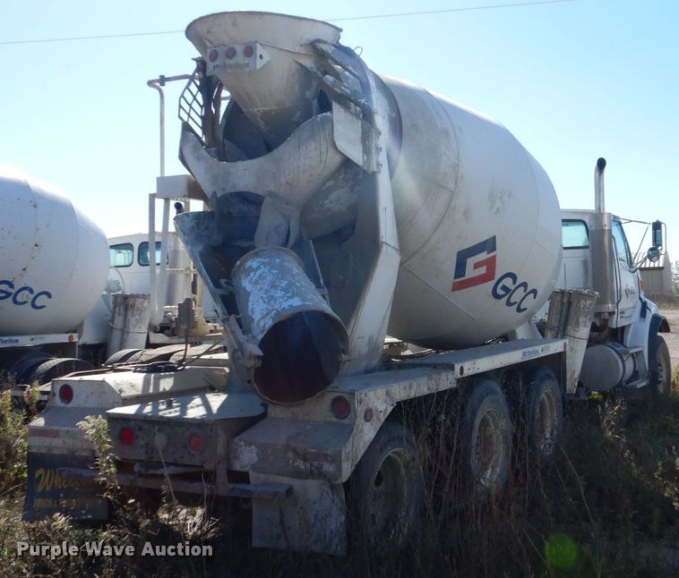 image for item EC9031 2007 Sterling L-Line ready mix truck
