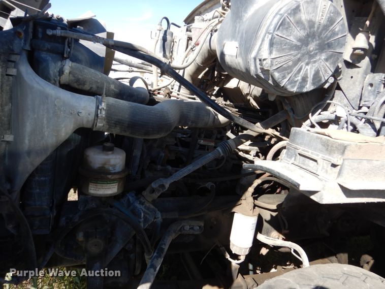 image for item EC9031 2007 Sterling L-Line ready mix truck