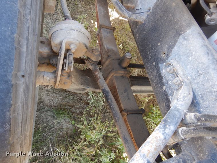 image for item EC9031 2007 Sterling L-Line ready mix truck