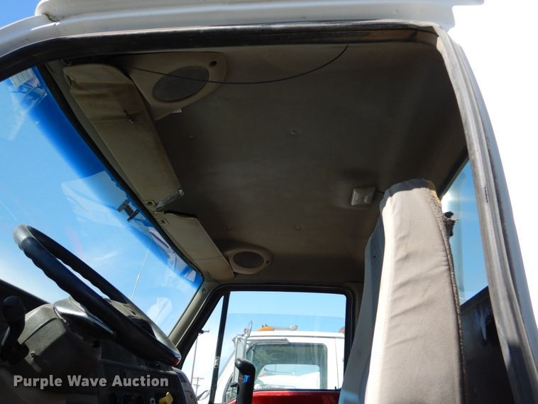 image for item EC9033 2004 Sterling L-Line ready mix truck