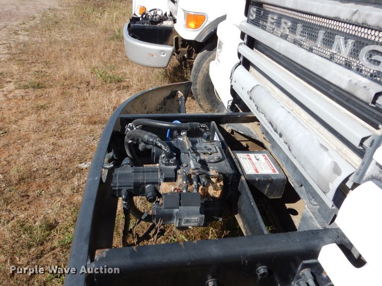 image for item EC9033 2004 Sterling L-Line ready mix truck