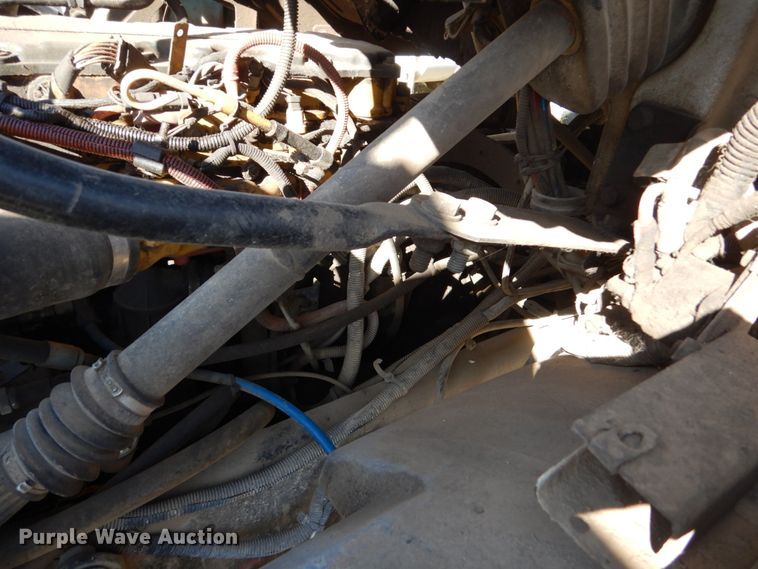 image for item EC9033 2004 Sterling L-Line ready mix truck