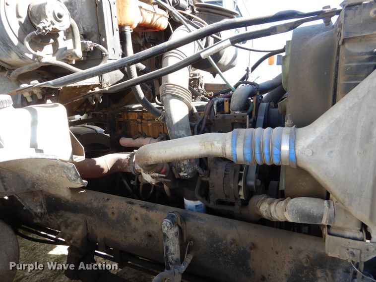 image for item EC9033 2004 Sterling L-Line ready mix truck