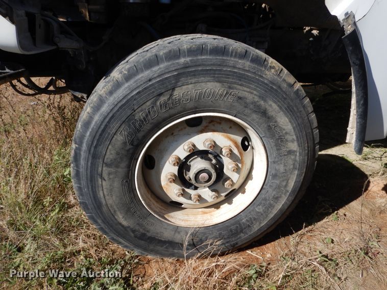 image for item EC9033 2004 Sterling L-Line ready mix truck