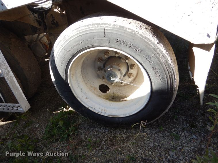 image for item EC9033 2004 Sterling L-Line ready mix truck