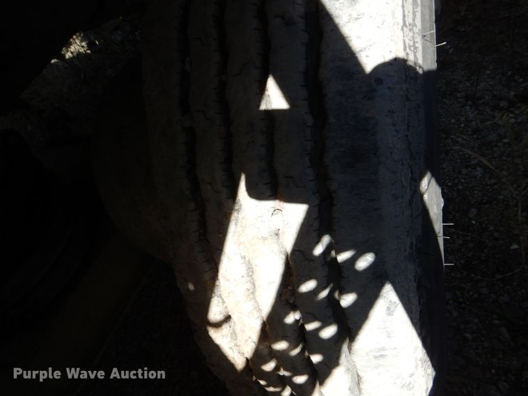 image for item EC9033 2004 Sterling L-Line ready mix truck