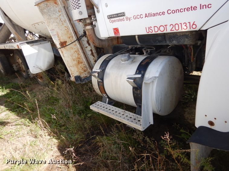 image for item EC9034 2003 Sterling L-Line ready mix truck