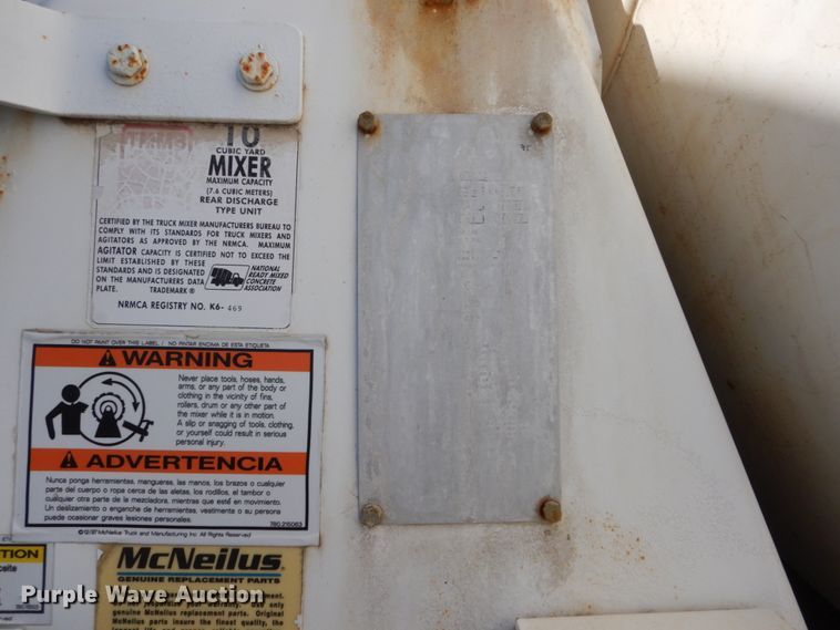 image for item EC9034 2003 Sterling L-Line ready mix truck