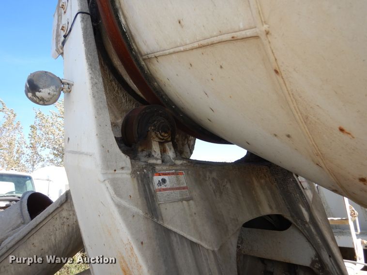 image for item EC9034 2003 Sterling L-Line ready mix truck