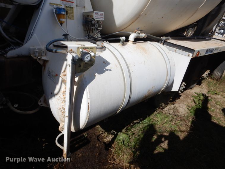 image for item EC9034 2003 Sterling L-Line ready mix truck