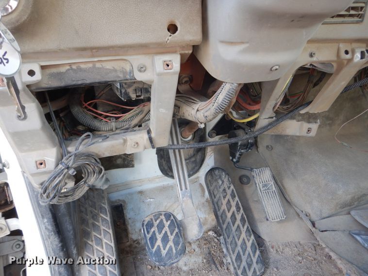 image for item EC9034 2003 Sterling L-Line ready mix truck