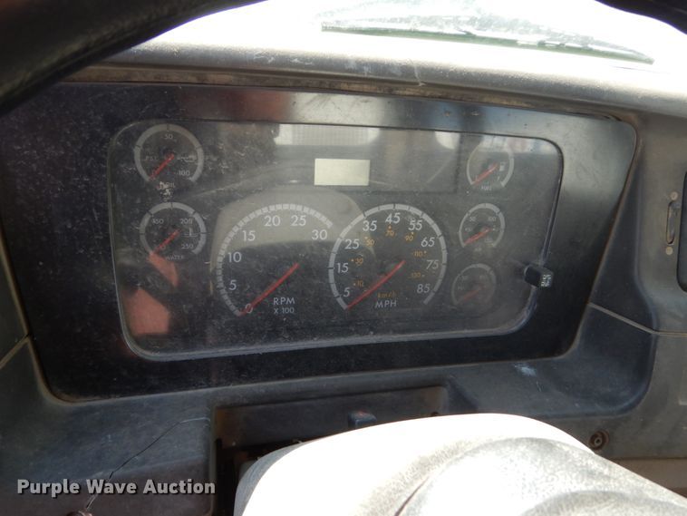 image for item EC9034 2003 Sterling L-Line ready mix truck