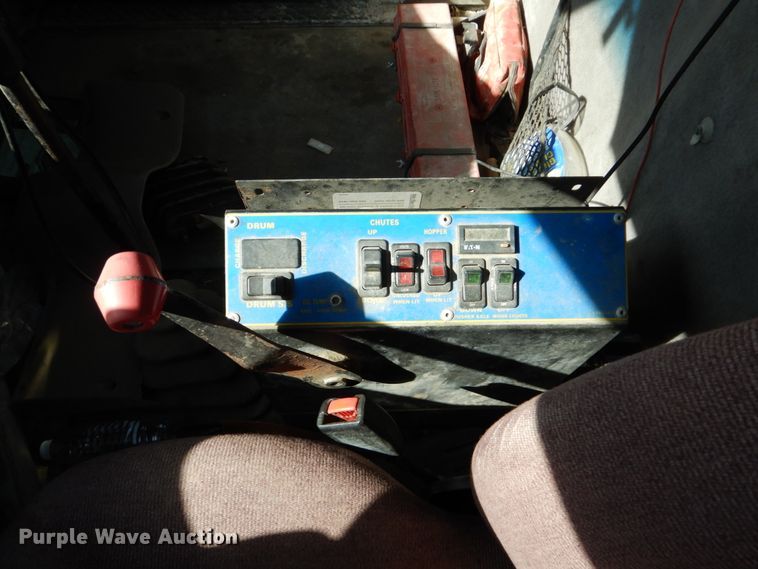 image for item EC9034 2003 Sterling L-Line ready mix truck