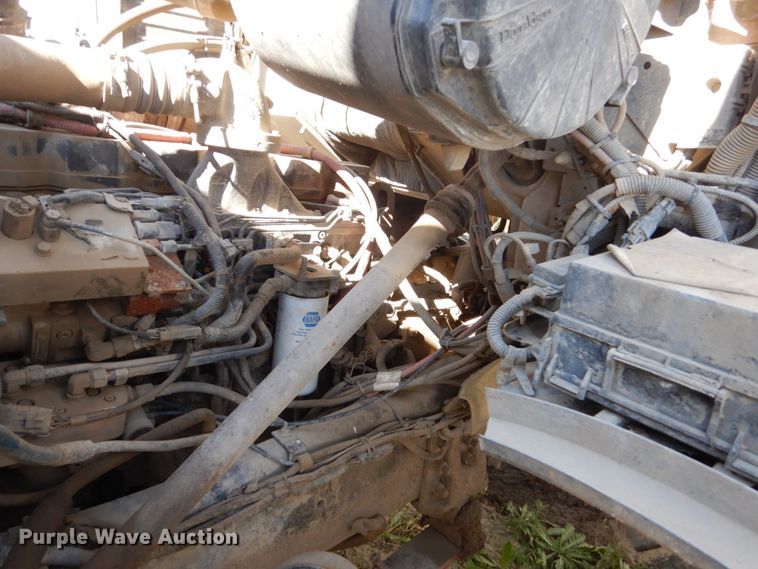 image for item EC9034 2003 Sterling L-Line ready mix truck