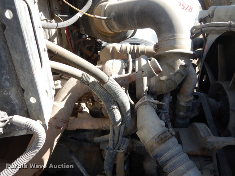 image for item EC9034 2003 Sterling L-Line ready mix truck