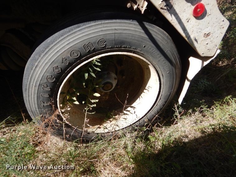 image for item EC9034 2003 Sterling L-Line ready mix truck