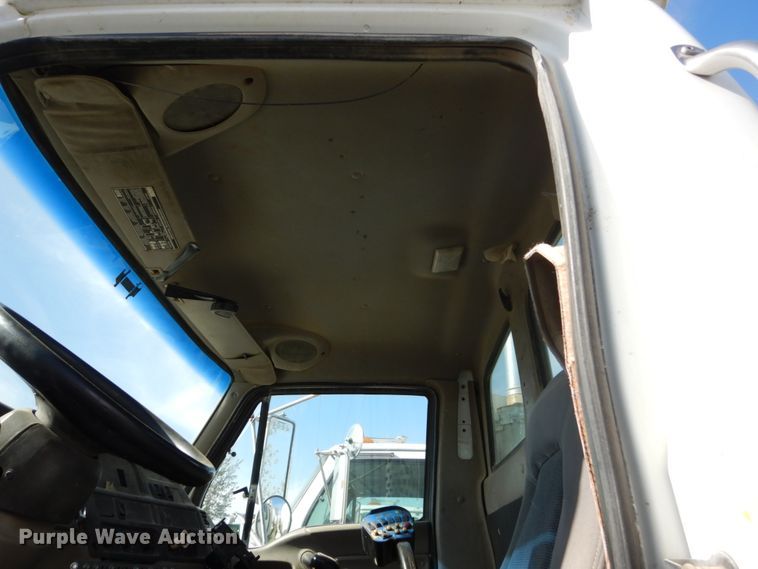 image for item EC9035 2004 Sterling L-Line ready mix truck