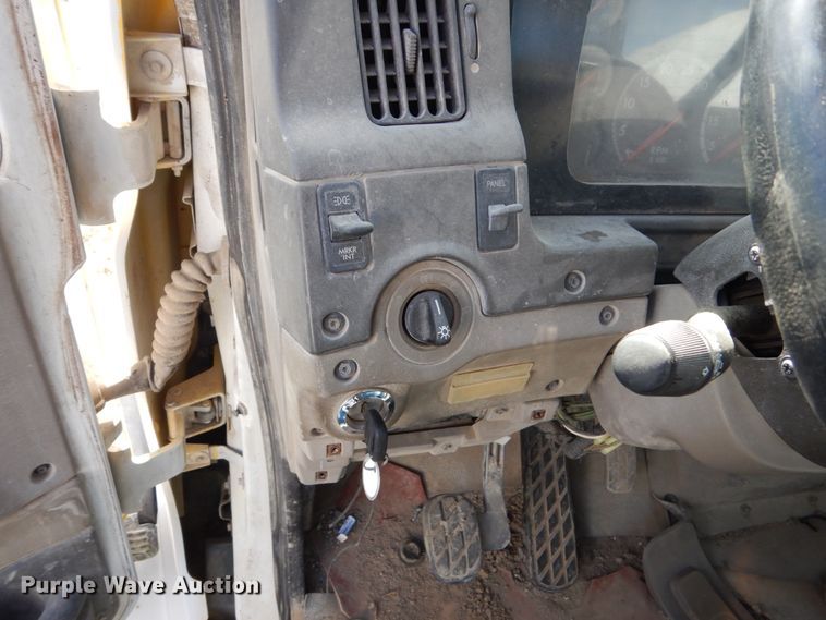 image for item EC9035 2004 Sterling L-Line ready mix truck