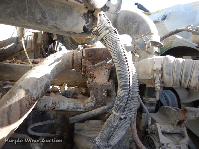 image for item EC9035 2004 Sterling L-Line ready mix truck