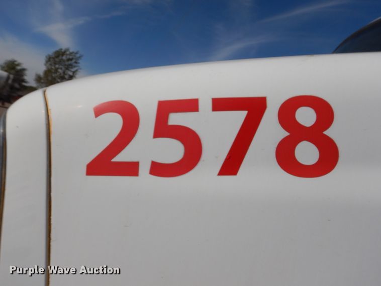 image for item EC9035 2004 Sterling L-Line ready mix truck