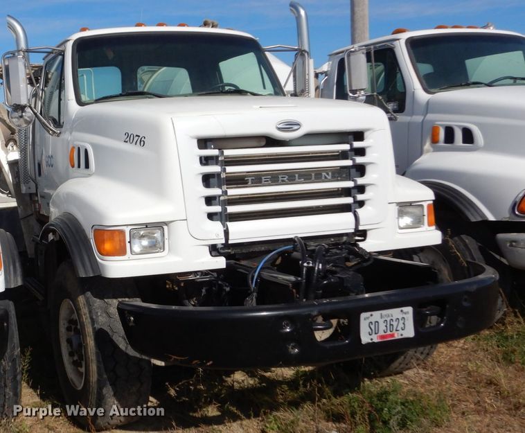 image for item EC9036 2002 Sterling L-Line ready mix truck