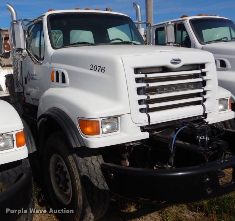 image for item EC9036 2002 Sterling L-Line ready mix truck