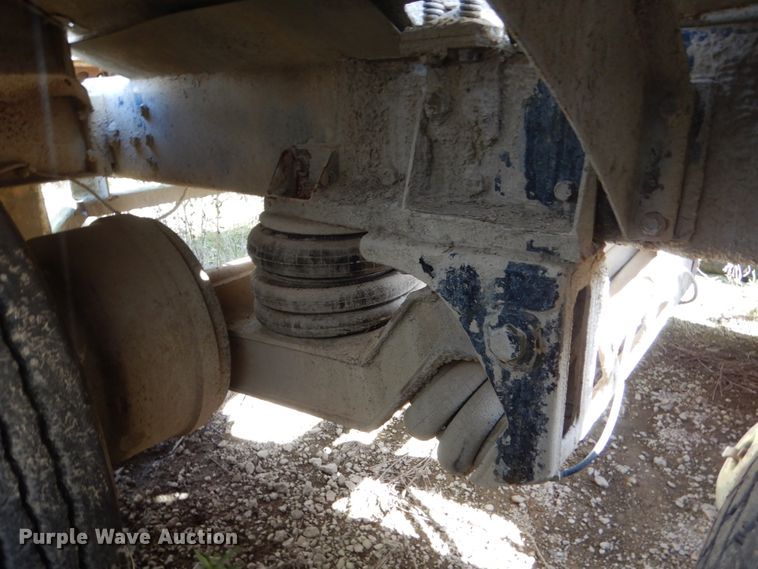 image for item EC9036 2002 Sterling L-Line ready mix truck