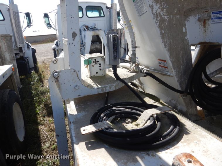 image for item EC9036 2002 Sterling L-Line ready mix truck