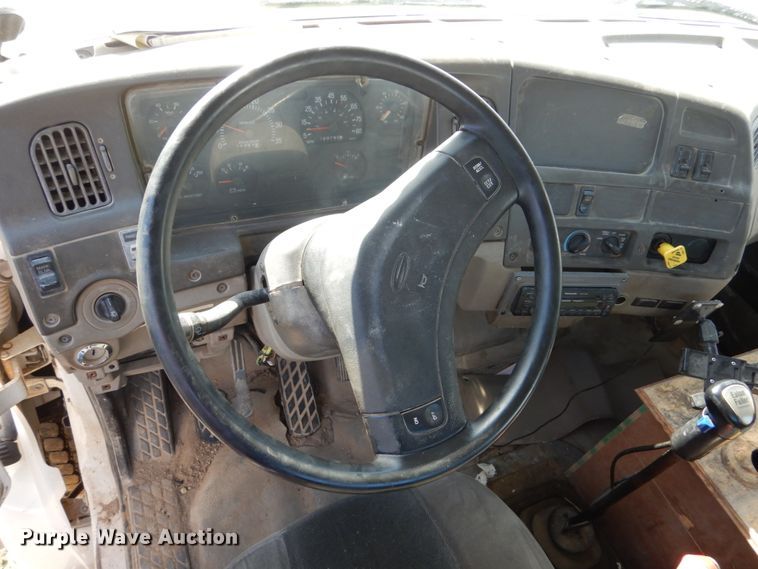 image for item EC9036 2002 Sterling L-Line ready mix truck