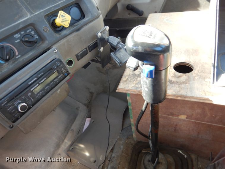 image for item EC9036 2002 Sterling L-Line ready mix truck