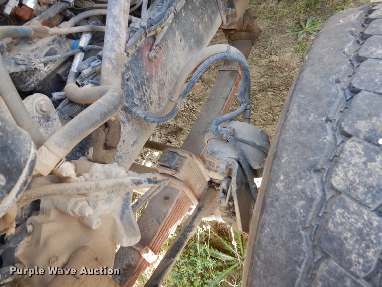 image for item EC9036 2002 Sterling L-Line ready mix truck