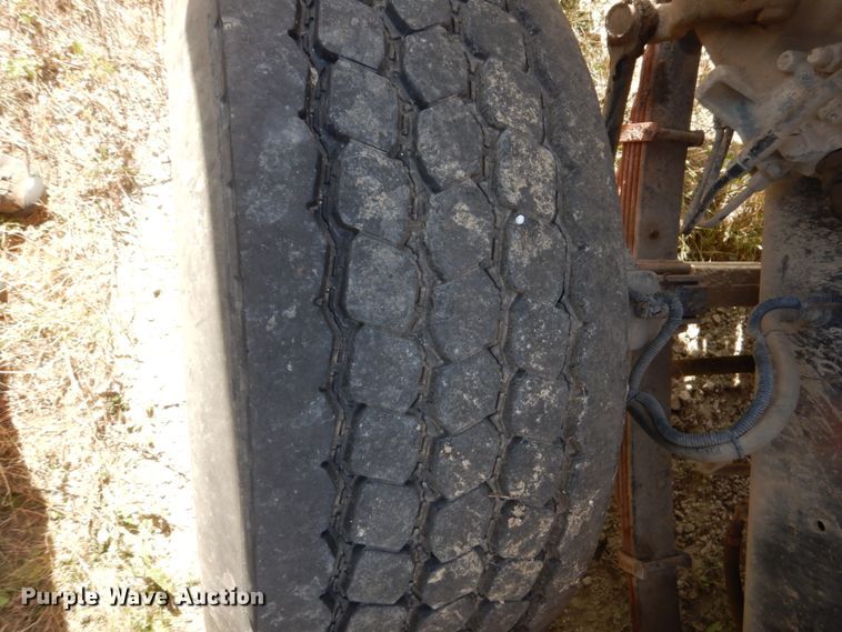 image for item EC9036 2002 Sterling L-Line ready mix truck