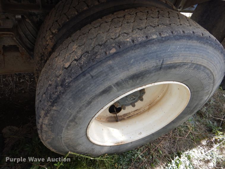 image for item EC9036 2002 Sterling L-Line ready mix truck