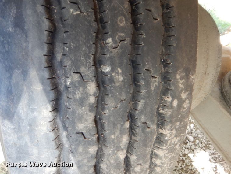 image for item EC9036 2002 Sterling L-Line ready mix truck