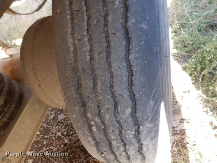 image for item EC9036 2002 Sterling L-Line ready mix truck