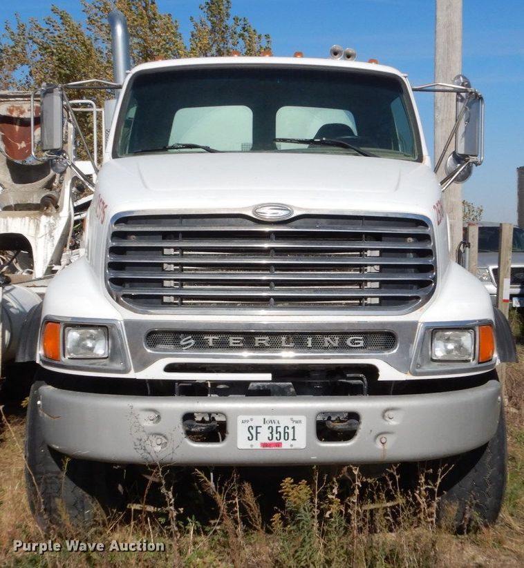 image for item EC9037 2004 Sterling L-Line ready mix truck