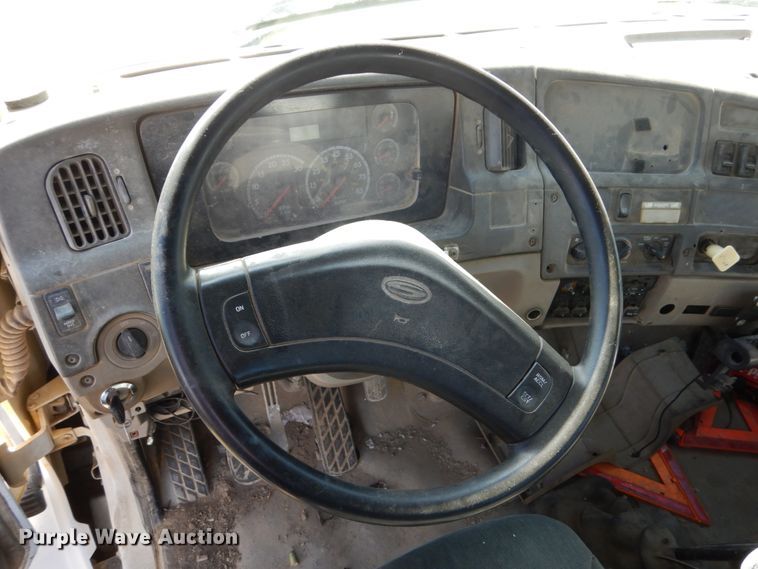 image for item EC9037 2004 Sterling L-Line ready mix truck