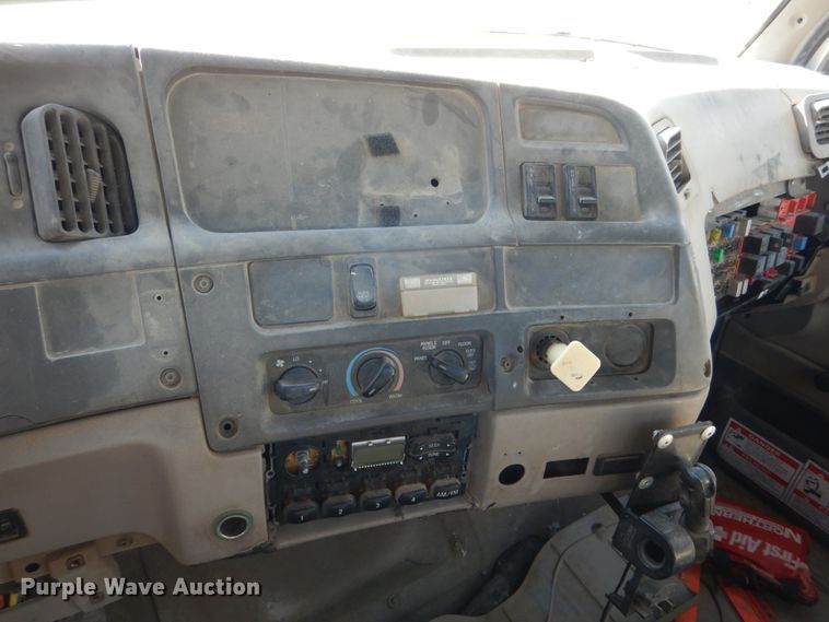 image for item EC9037 2004 Sterling L-Line ready mix truck