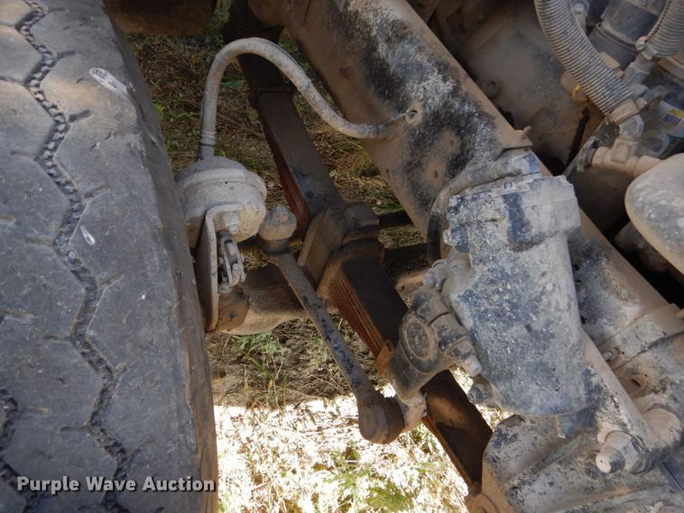 image for item EC9037 2004 Sterling L-Line ready mix truck