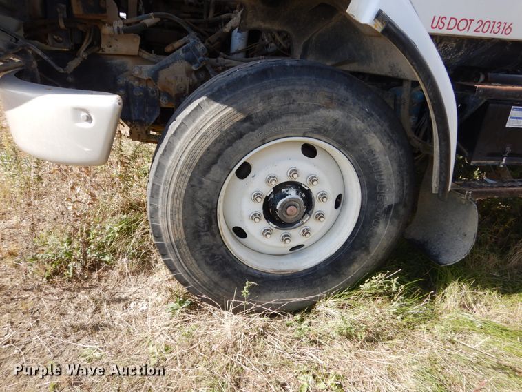 image for item EC9037 2004 Sterling L-Line ready mix truck