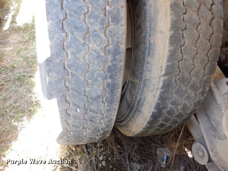 image for item EC9037 2004 Sterling L-Line ready mix truck