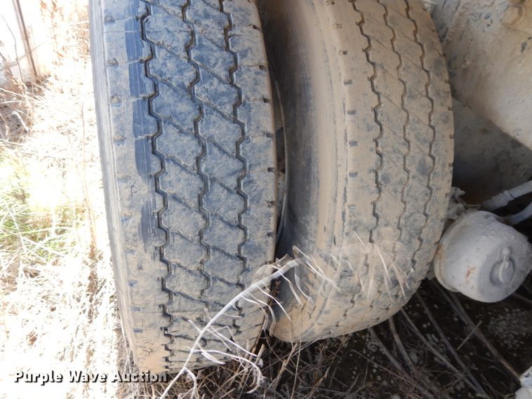 image for item EC9037 2004 Sterling L-Line ready mix truck