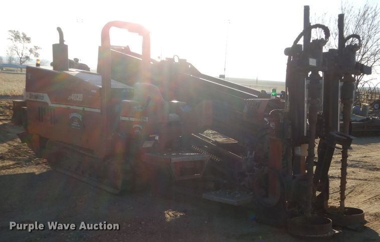 image for item EC9057 2001 Ditch Witch JT4020 directional boring unit