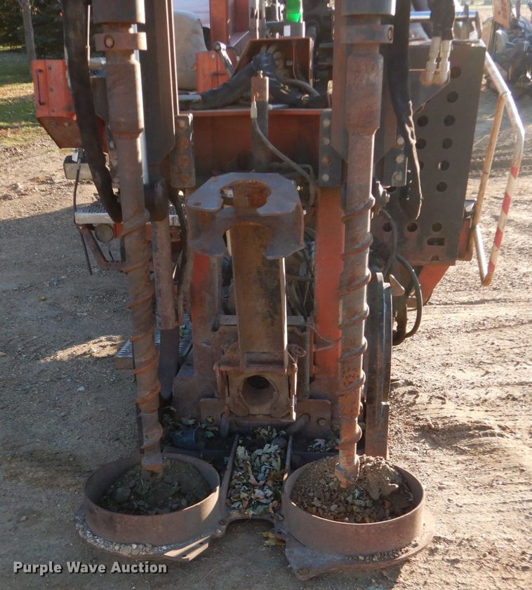 image for item EC9057 2001 Ditch Witch JT4020 directional boring unit