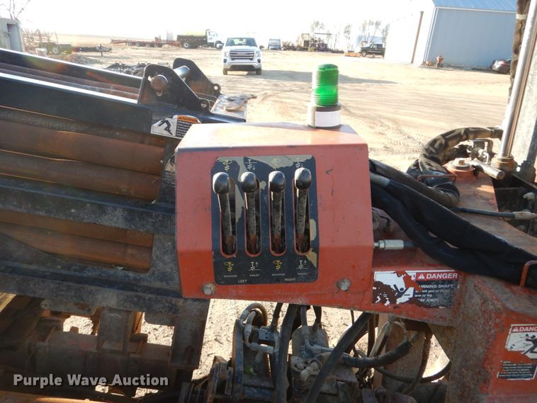 image for item EC9057 2001 Ditch Witch JT4020 directional boring unit