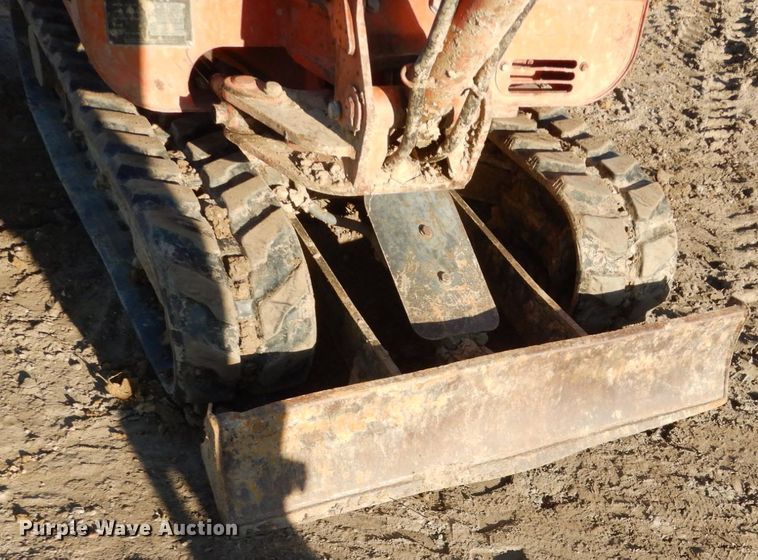 image for item EC9070 Thomas PT15 mini excavator