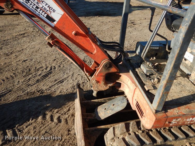 image for item EC9070 Thomas PT15 mini excavator