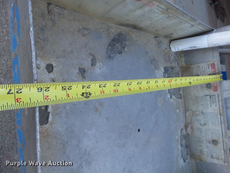 image for item EF9562 Genie AWP24 vertical lift