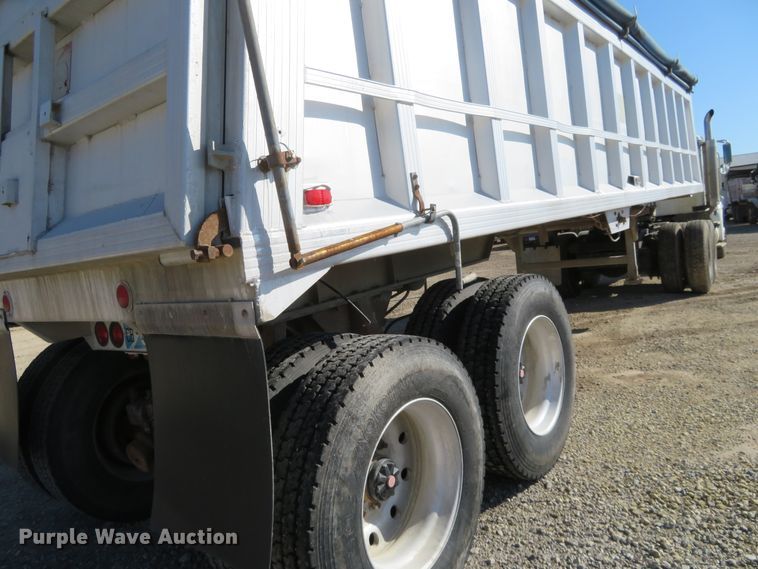 image for item EQ9308 1985 CMC end dump trailer