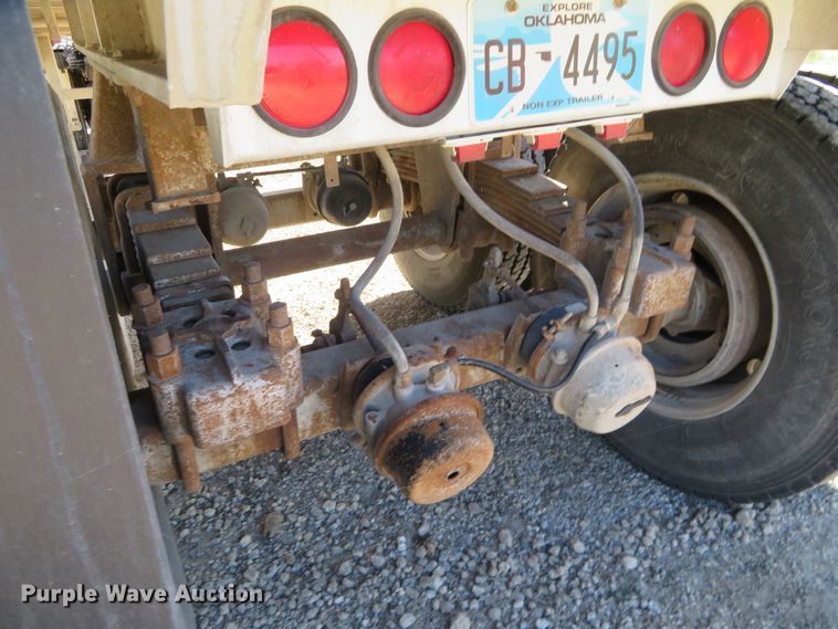 image for item EQ9308 1985 CMC end dump trailer